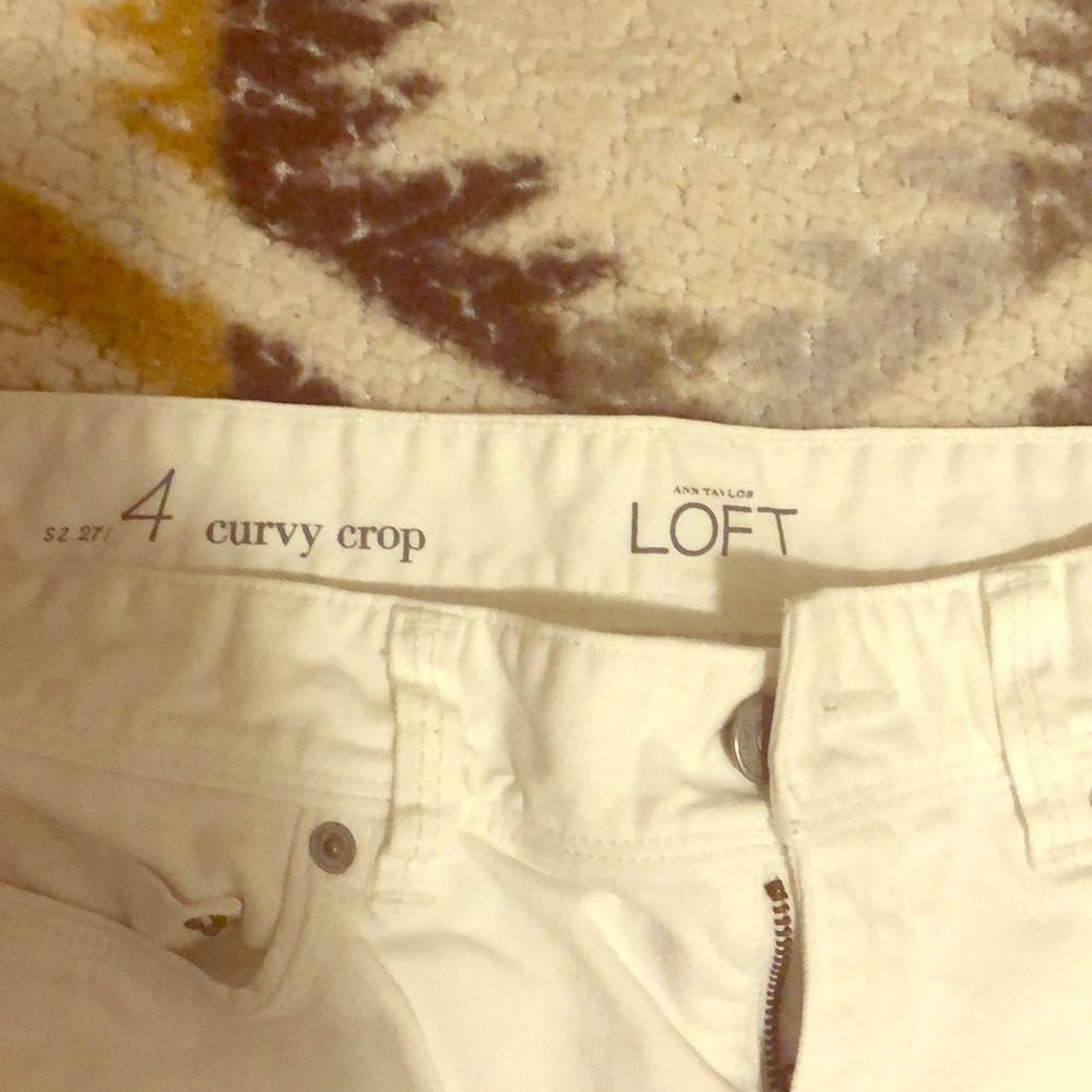 White Ann Taylor Curvy Crop Capris